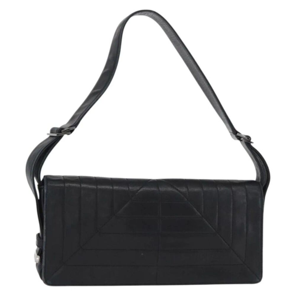 Chanel Vintage Leather Black Leather Shoulder Bag Bag